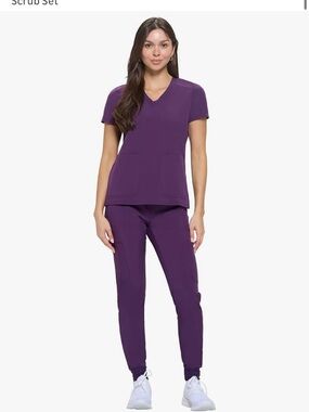 Women’s Purple Jogger Scrub Pants & Top Set